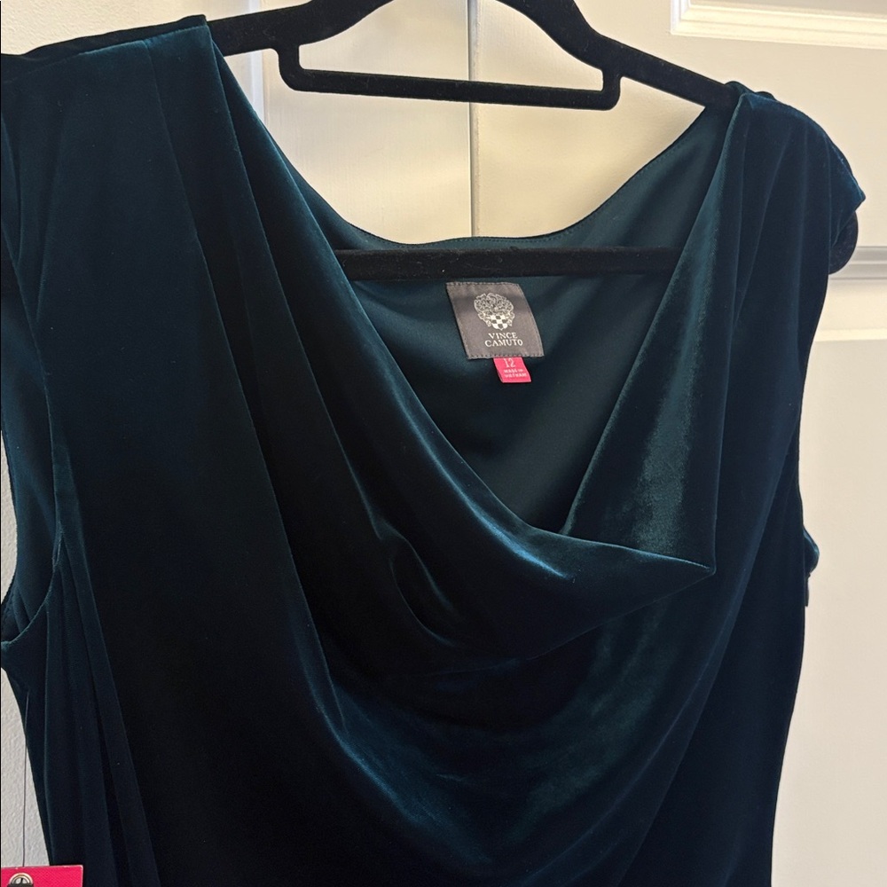 Vince Camuto Emerald Draped Dress - Picture 4 of 8